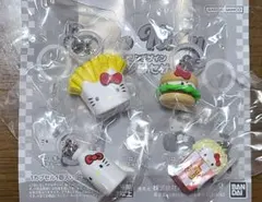 新品 未開封 ハローキティ アメリカンデザイン めじるしアクセサリー 4個