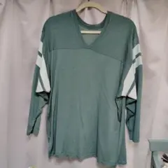 値下げロクビューティアンドユースグリーン Vネック 長袖Tシャツ