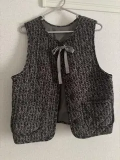 【未使用】花柄リバーシブル中綿ベスト