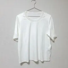 【美品】MISSEL ホワイト 半袖Tシャツ ネックレースデザインのサムネイル