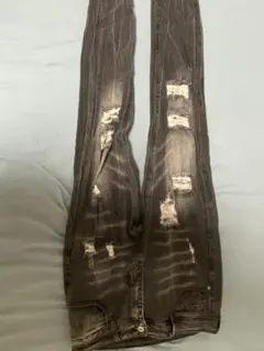 ストライプ柄 ダメージ加工 デニムパンツ ブラック