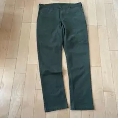 オリーブグリーン チノパン