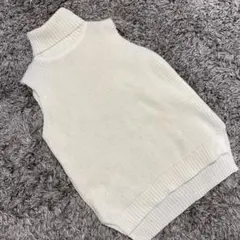 チャオパニック (F) タートルネック ノースリーブ ニット ホワイト