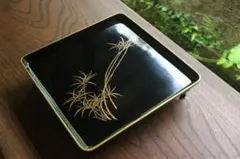 新品・未使用】高岡漆器 硯箱 文箱 小物入れ 漆塗り 蘭蒔絵 - メルカリ