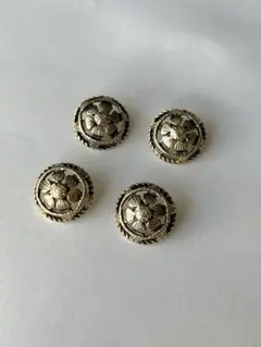 フラワーモチーフ ボタン 4個