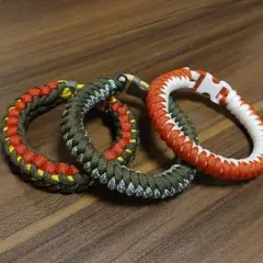 パラコードブレスレット