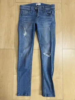 gydaスキニー　本日のみ1300円