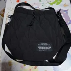 GU UNDERCOVER コラボ キルティング サコッシュ ブラック