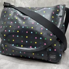 2025年最新】HEADPORTER カラー：ブラック系 メッセンジャーバッグの