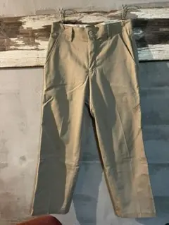 レッドキャップ　チノパン