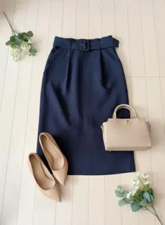 アルアバイル allurevilleサイドスリット タイトスカート※裏地一部破れ