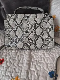 ヘビ柄 ショルダーバッグ