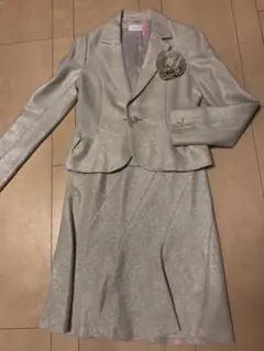 anySiS スーツ コサージュ付♪