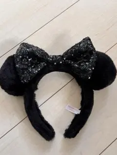 ボウタイ付き黒ファーカチューシャ