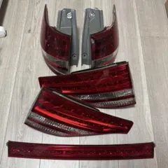 【送料込】トヨタ 純正 クリアリヤコンビランプのサムネイル