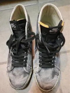 Nike SB Blazer Mid スニーカー グレー/ブラック