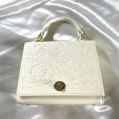 Item thumbnail for item 0369bba7-f4f2-443c-a020-20737d6d960f