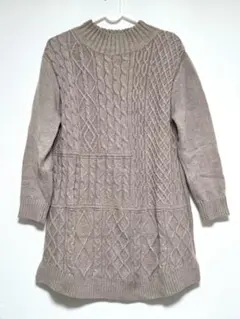 ベージュ ケーブルニット 長袖セーター チュニック