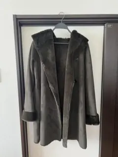 ダークグレー フード付きファーコート