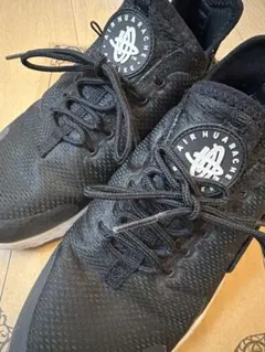 NIKE AIR HUARACHE ブラック スニーカー