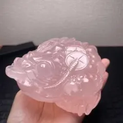 天然石 ローズクォーツ 三脚蟾蜍 置物 - メルカリ