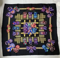 美品HERMES エルメス カレ90 シルクスカーフ Petite main - メルカリ