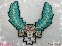 No.188 エンブレム 葉っぱ 緑 白 かっこいい アイロンワッペン 刺繍