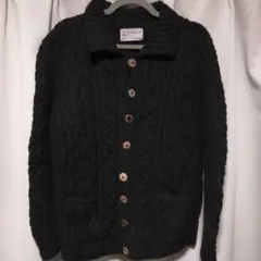 インバーアラン　ケーブルニットカーディガン　ブラック