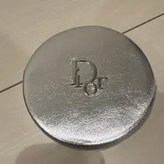 Dior シルバー ラウンドポーチ　ノベルティ