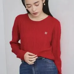 VIS ビス ワンポイント胸刺繍ケーブルニットプルオーバー レッド
