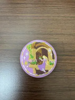 ディズニー　刺繍缶バッジ