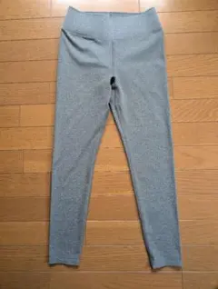 UNIQLO AIRism ソフトレギンス グレー Mサイズのサムネイル