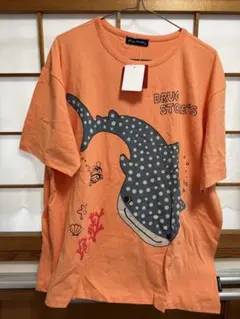 新品❣️ ドラッグストアーズ ジンベエザメTシャツ オレンジ　サイズＦのサムネイル