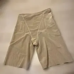 【新品】ベージュ 骨盤キュッと美姿勢　ガードル ハイウエスト　LL 日本製