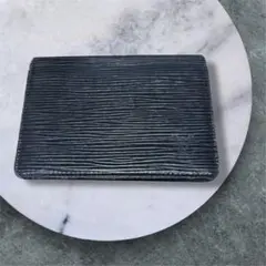 ルイヴィトン　パスケース　エピ　ポルト2 カルトヴェルティカル　黒