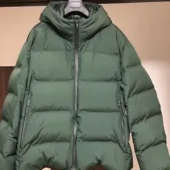 再出品記念セール★新品未使用ユニクロ製シームレスダウンパーカ4XLダークグリーン