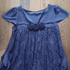 アクシーズ半袖 ワンピース 　濃紺　薔薇モチーフ　フリル　レース