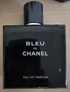 BLEU DE CHANEL Eau de Parfum 150mlの空瓶と空箱