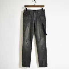 スタッズ デニム