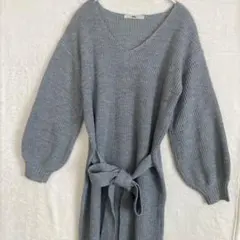 グレー ニットワンピース Vネック 長袖 ウエストリボン付き