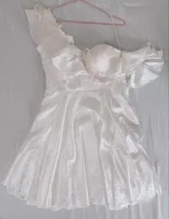 ホワイトナイトドレス フレアスカート