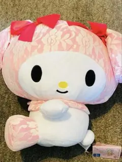 キュートなマイメロディ レース模様ぬいぐるみ　大きめです。　レア