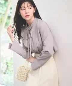 ⭐︎美品⭐︎ アシンメトリープリーツケープブラウス ボウタイ付 LLのサムネイル