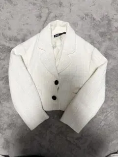 ZARA ホワイト クロップドテーラードジャケット(ほぼ未使用)※最終値下げ