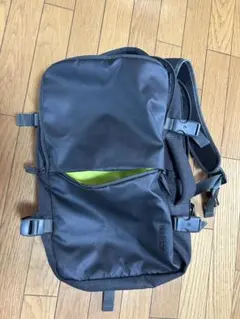 【incase】Apple社公認 TRAVEL BACKPACKのサムネイル