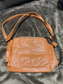 オレンジ ショルダーバッグ