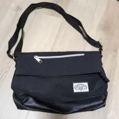 メンズショルダーバッグ