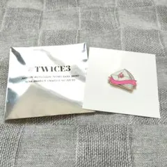 Item thumbnail for item 90befae7-f11a-41e7-accb-90cf7bc782ac