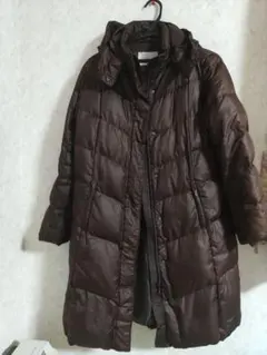 ユニクロ　プレミアム　ロングダウンコート　ダークブラウン　Ｌ