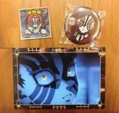 鬼滅の刃 猗窩座殿　ステッカー 缶バッジ ポストカード 3点セット